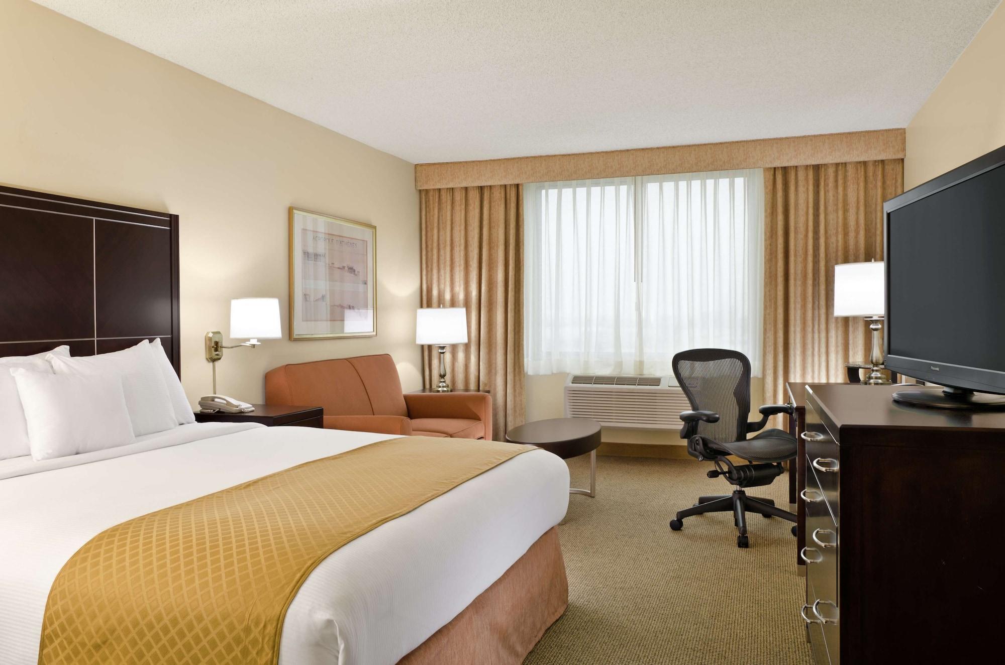 Doubletree By Hilton Los Angeles/Commerce Room photo